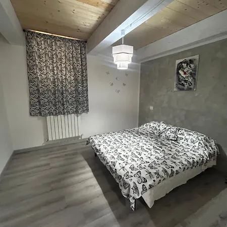 아파트 Il Paradiso Delle Farfalle